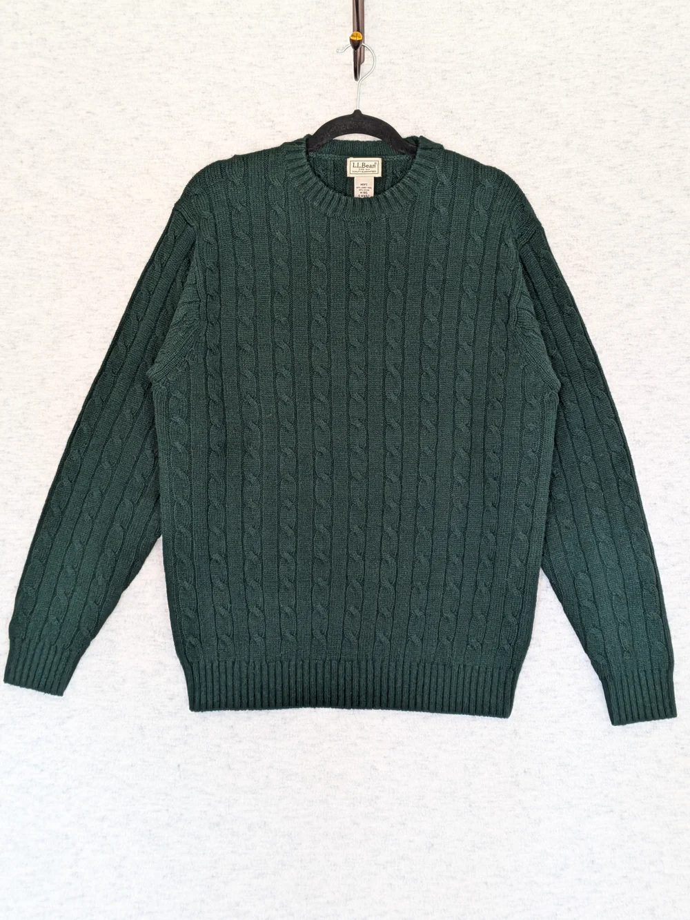 L.L. Bean  Forest Green Cable Crewneck Lambswool Blend Sweater Sz M